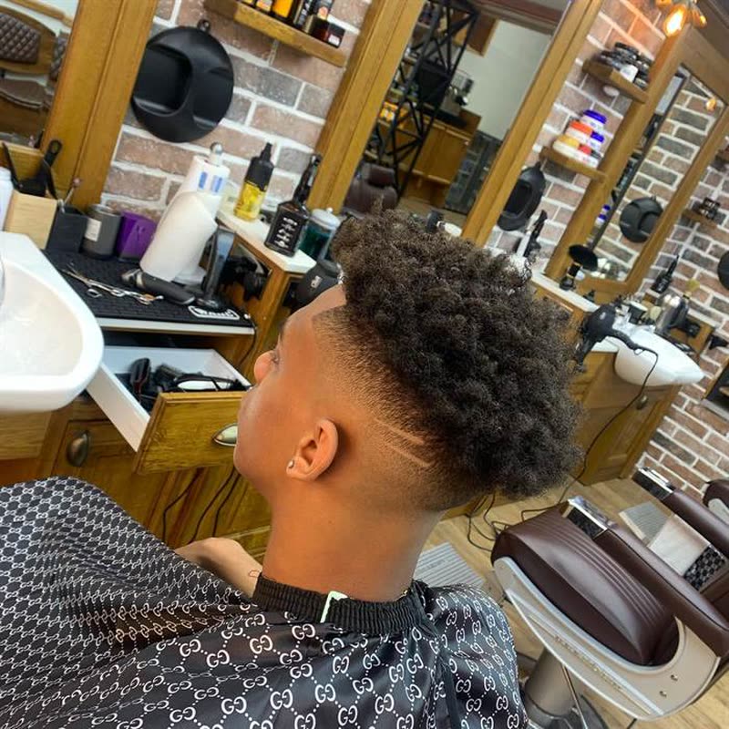 Curly twists with a taper fade